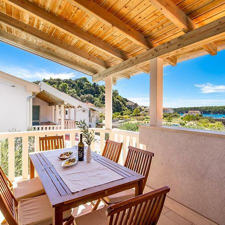 Villas Rab Palit Екстериор снимка