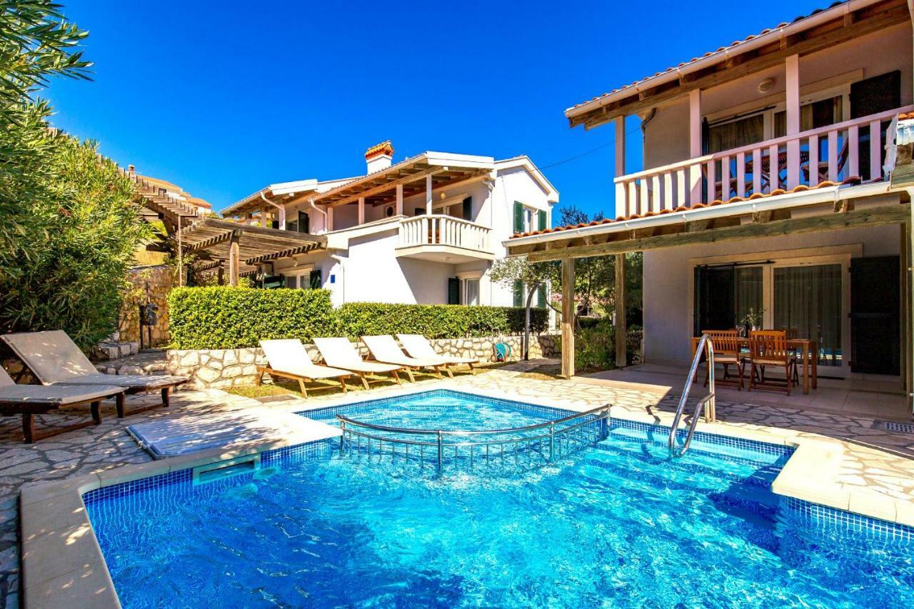 Villas Rab Palit Екстериор снимка