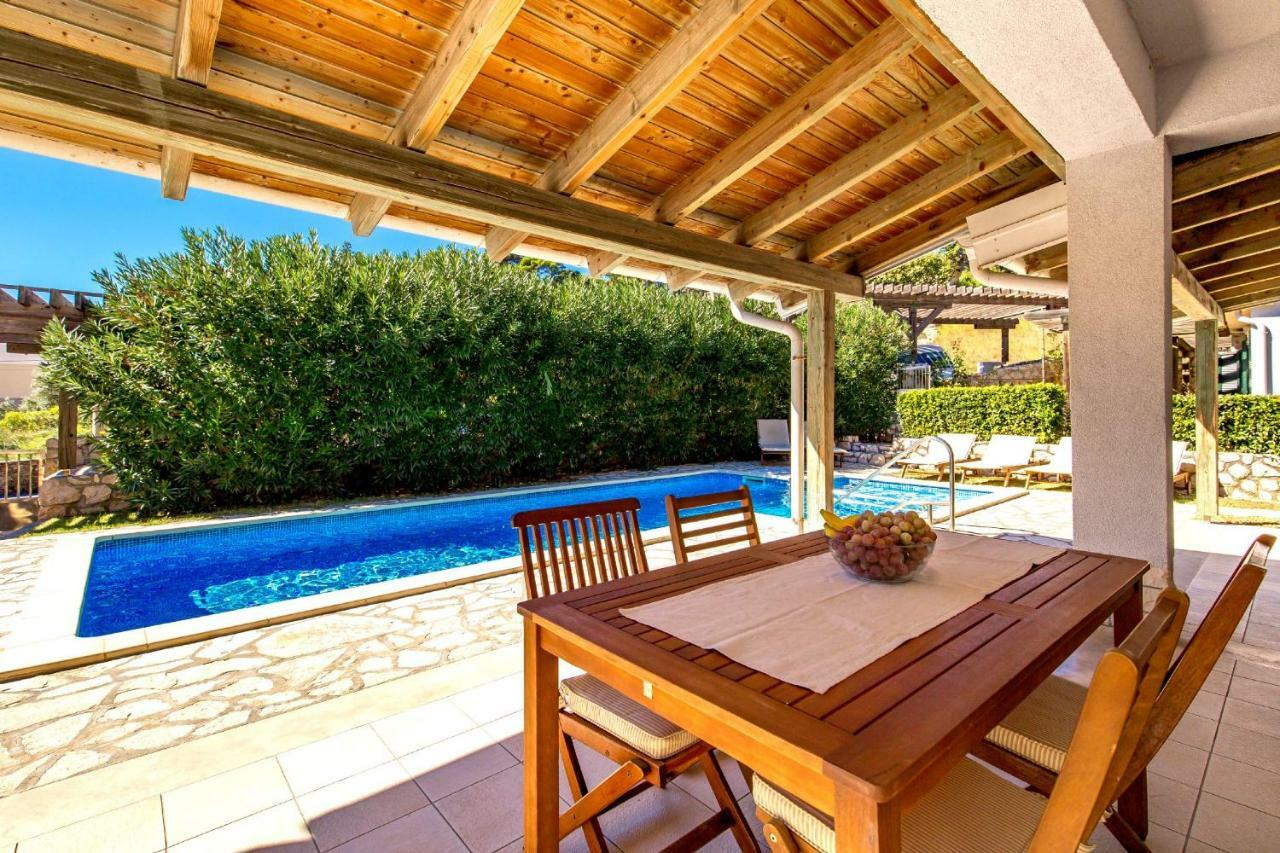 Villas Rab Palit Екстериор снимка
